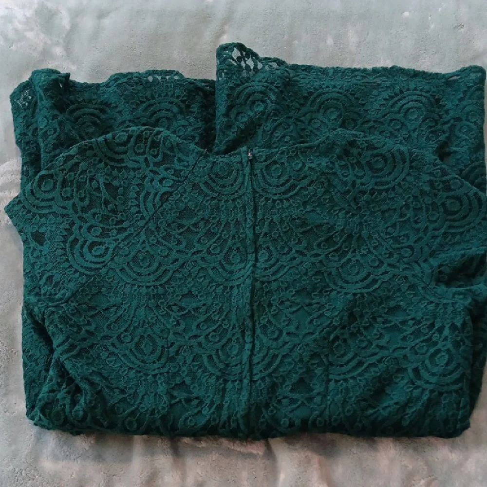 H&M DIVIDED Label Dark Green Lace Dress - Picture 7 of 11